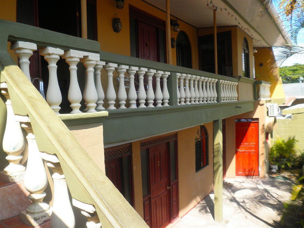 Cabinas Madeleine Puntarenas Dış mekan fotoğraf