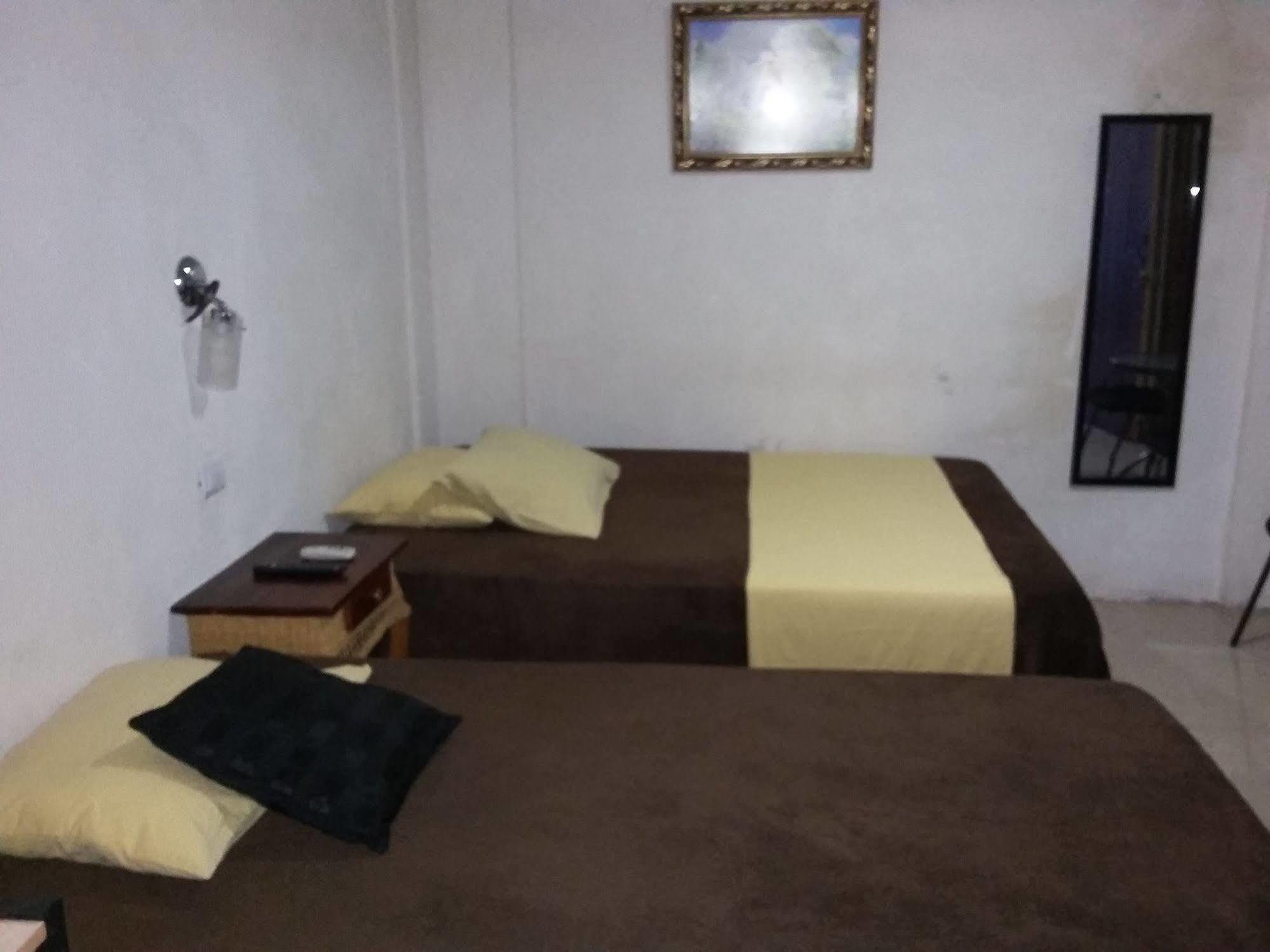 Cabinas Madeleine Puntarenas Dış mekan fotoğraf